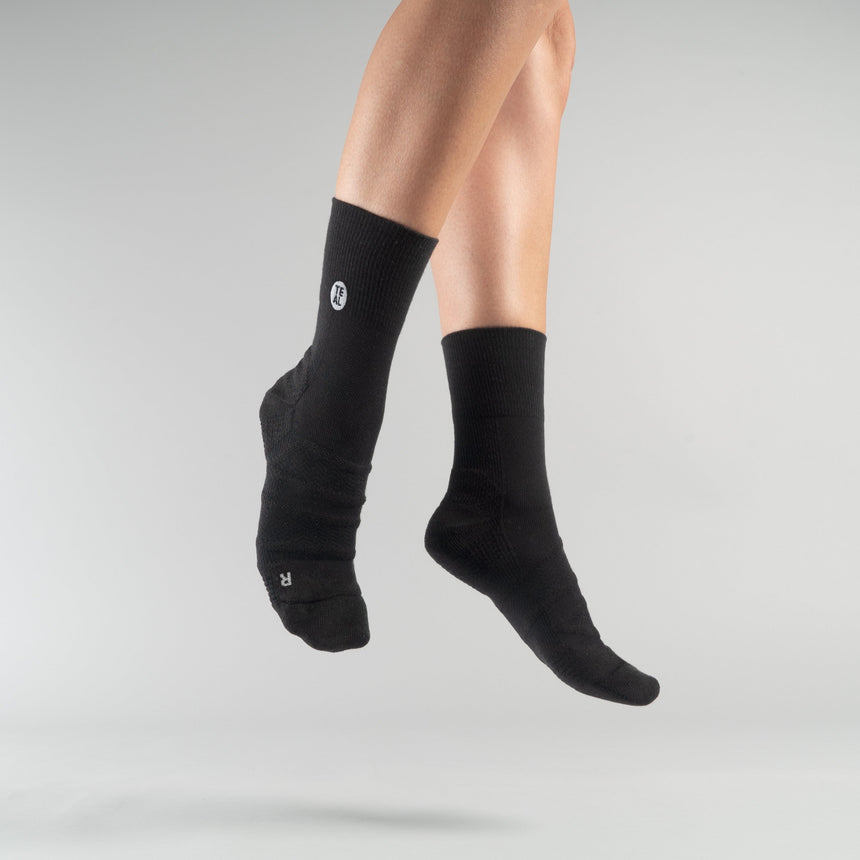 Performance Sock Mid: Black/Black